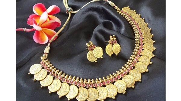 5 Brands To Turn To For Navratri Jewellery