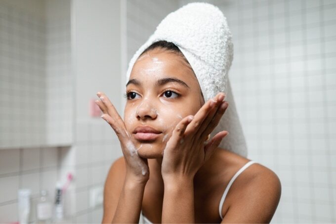 FAQs about Glycolic Acid in Skincare Routine