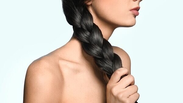 What is the best way to clean microfiber towels for hair?