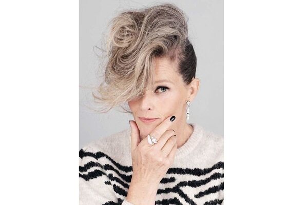 How to do pompadour hairstyle for longer hair