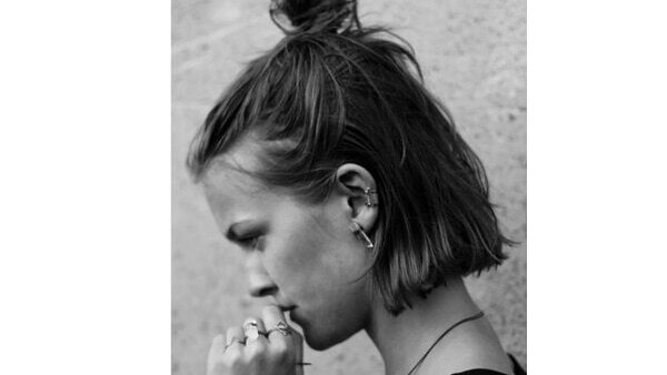 Half bun hairstyle hack: How to cover the bare spots?
