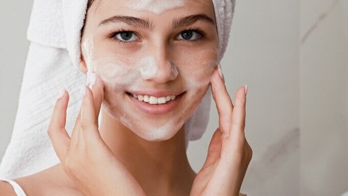 FAQs on Face Wash for Dry Skin