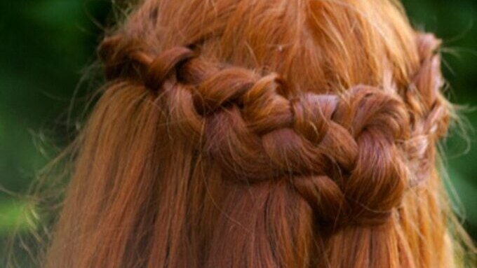 Soft Waves with a Deep Side Part