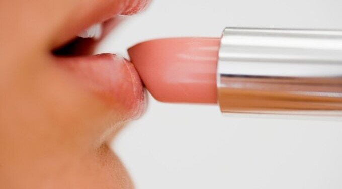 FAQs about Navigating Nude Makeup Trends