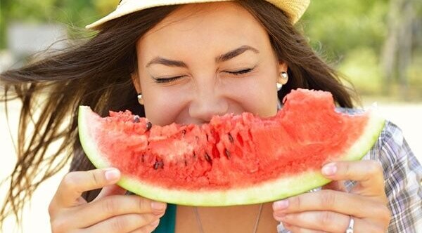 Gets rid of an uneven tan