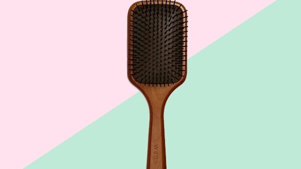 Fine tooth comb with sharp tail