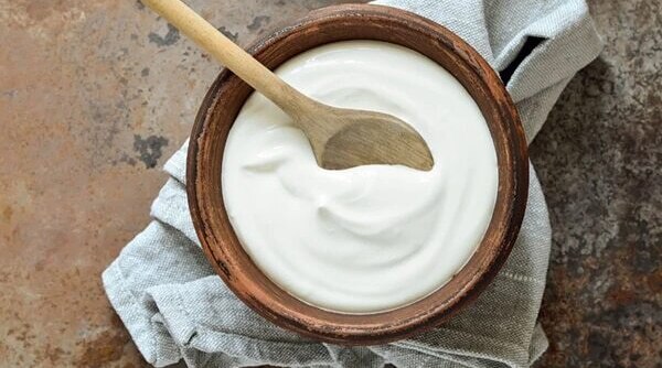 Yoghurt: Home Remedy For Dandruff