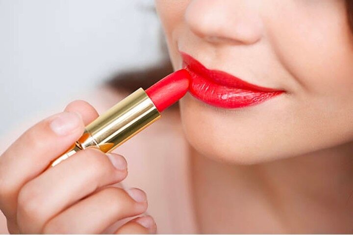 3. Completes your look