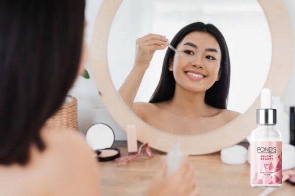 how to use face serum woman lakme vit c
