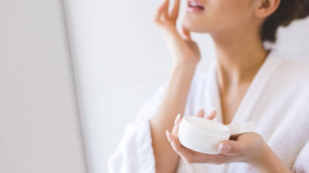 skin light cream price woman faq