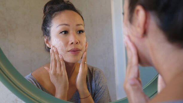 Glycerin Skincare: Benefits, Side Effects and More