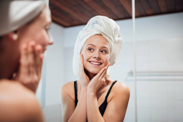 Glycerin Skincare: Benefits, Side Effects and More