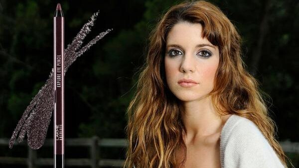 4. Green eyeliner