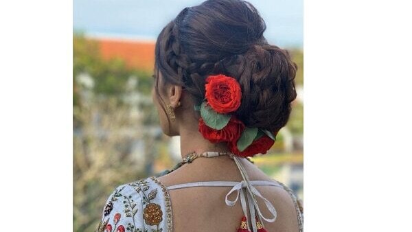 Best Hairstyles for Lehengas: The Top Six