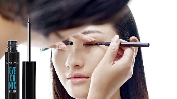 FAQs about makeup for monolid eyes