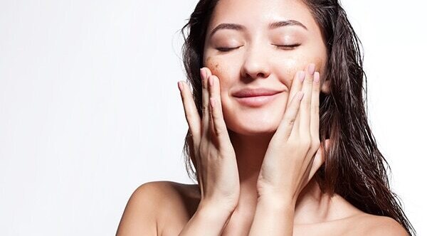 Use a makeup sponge for an airbrushed finish