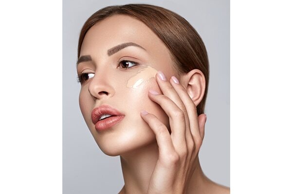 Use a makeup sponge for an airbrushed finish