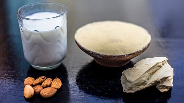 Multani mitti + egg whites + yogurt for even toned skin