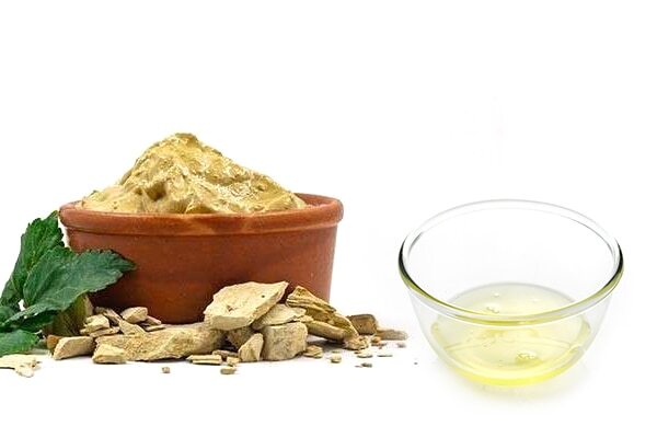 Multani mitti + egg whites + yogurt for even toned skin