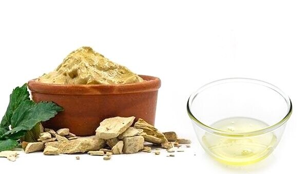 Multani mitti + egg whites + yogurt for even toned skin