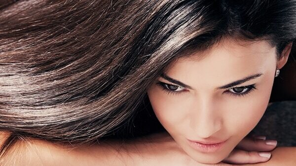 Yogurt and honey for shiny hair