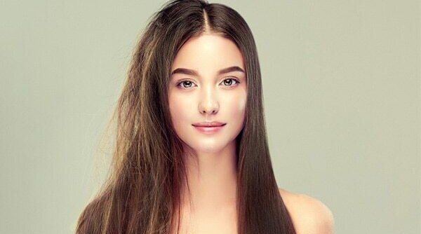 Yes, You Can Get Poker Straight Hair Using No Heat Hair Straightening Methods!