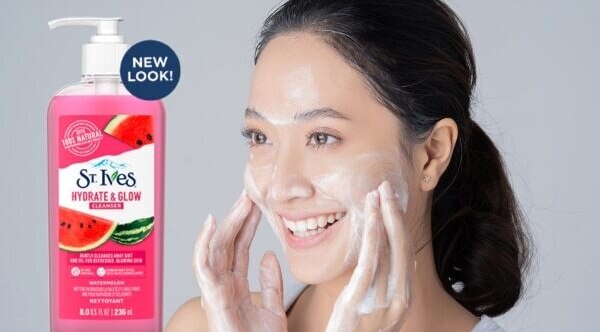 Say Goodbye to Dryness with these Hydrating Face Washes