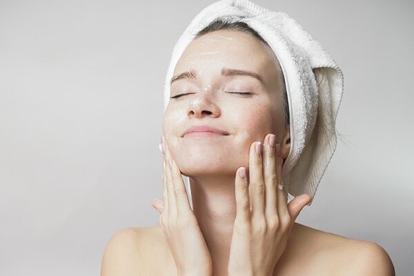 FAQs about pregnancy acne