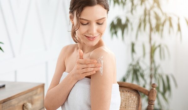 The 3 Best Times To Apply Body Lotion For Maximum Hydration