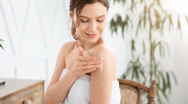 The 3 Best Times To Apply Body Lotion For Maximum Hydration