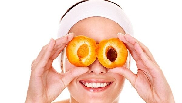 Fights pigmentation