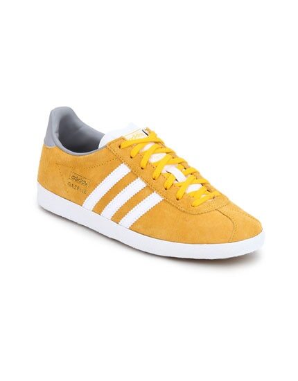 sepatu adidas retro trainer
