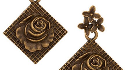 ESSENTIAL PARTY PIECES