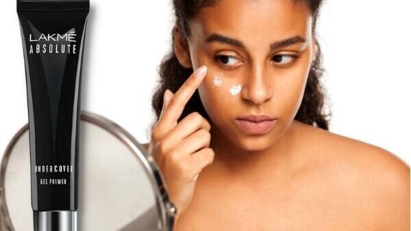 10. Mascara