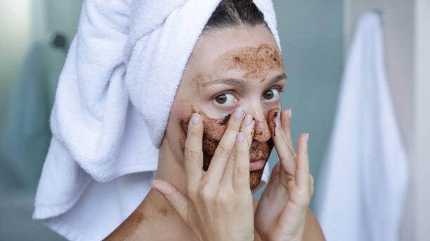 AHA vs BHA: What are the benefits of this blended mix | Everything to Know