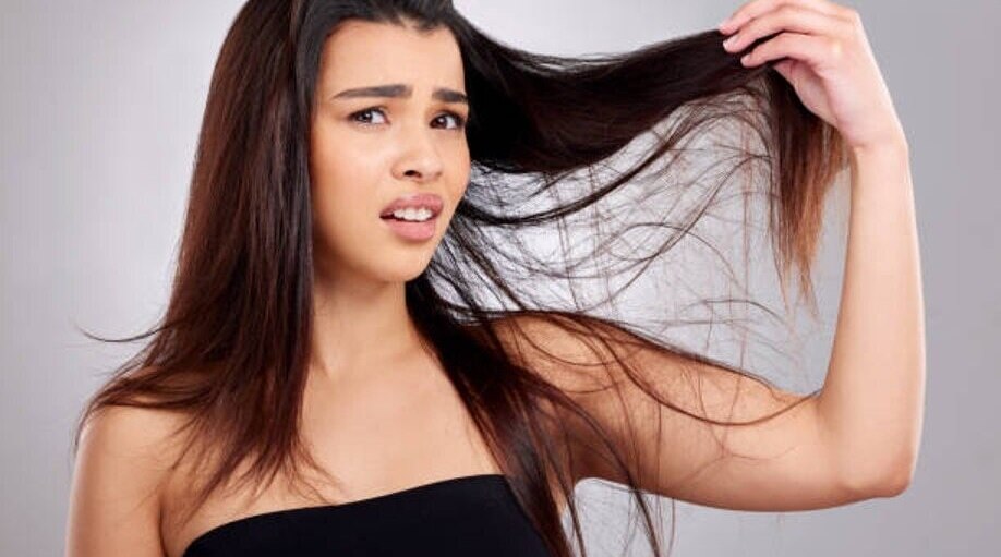 Ways To Fix Greasy Hair: Top 9 Tips