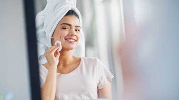 AHA vs BHA: What are the benefits of this blended mix | Everything to Know
