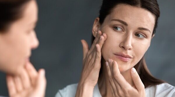 Hyperpigmentation Treatment: An Expert Fills You In On The Various Options Available