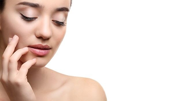 7 Home Remedies To Care For Sensitive Skin