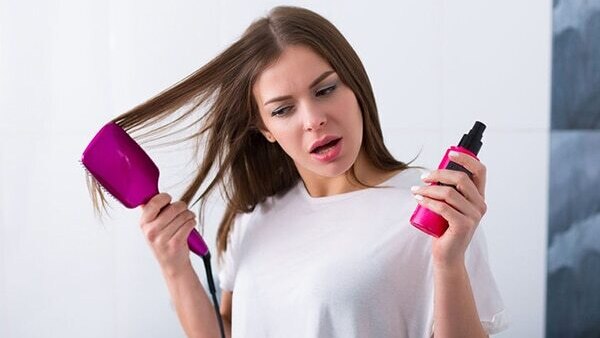 04. Use a hair spray