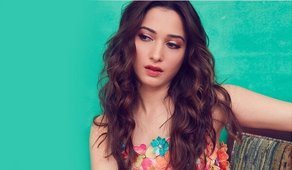 How To Add Texture To Straight And Boring-Looking Hair: Step-By-Step Guide