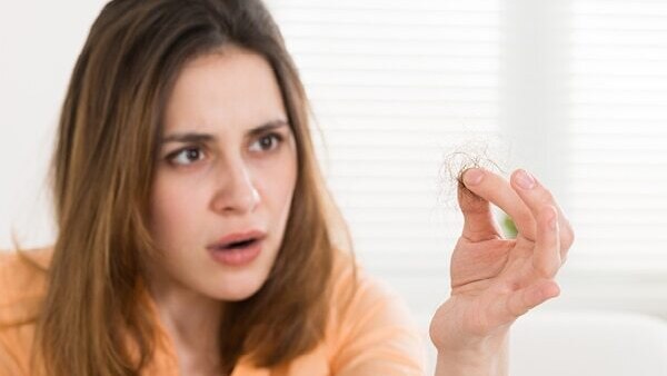 Canola seeds benefits 12: Controls frizz