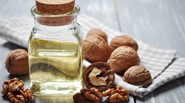 12 Walnut Oil Benefits That Perk Up Your Beauty And Health