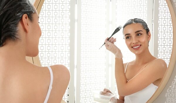 How To Avoid Damaging The Scalp While Dyeing Your Hair At Home