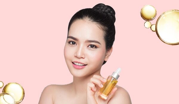 The Right Way To Apply Facial Oil For Glowy Skin