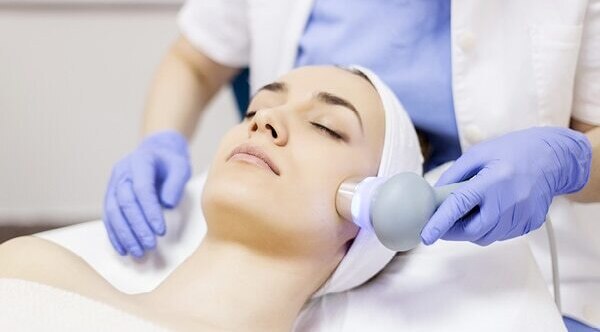 FAQs about facial scars