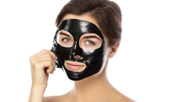 Mistake 05: Waxing or threading just before masking