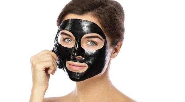 Mistake 05: Waxing or threading just before masking