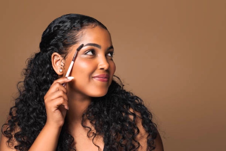 A Guide To Stunning Eyebrow Shapes