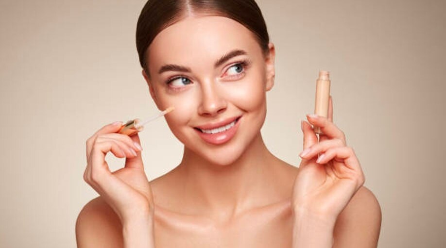 Minimal Ways Of Concealer Application To Uplift Your Face: A Step-By-Step Guide